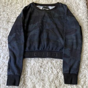 Victoria Sport Crewneck Size XS